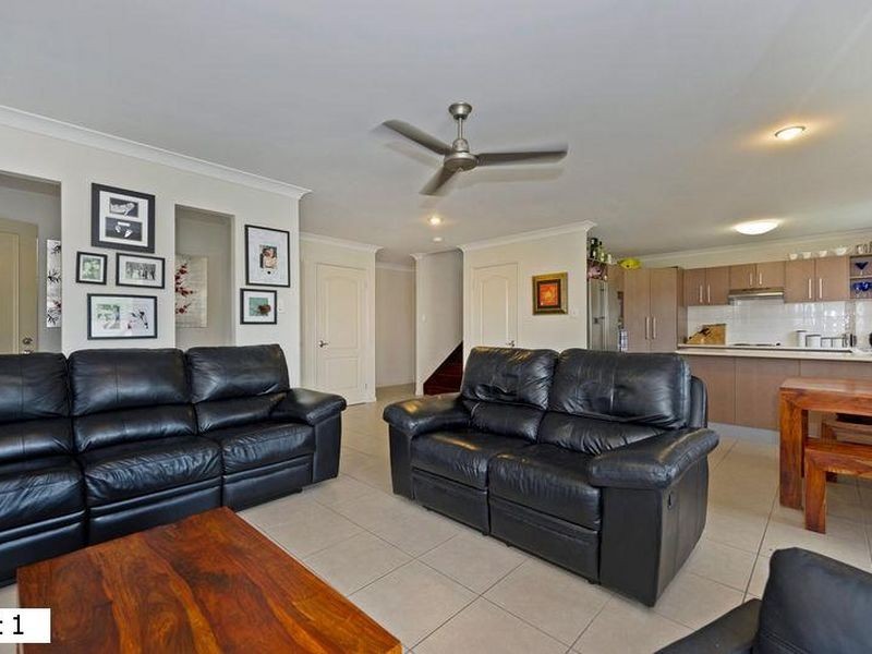 1/69 Glentree Avenue, Upper Coomera QLD 4209