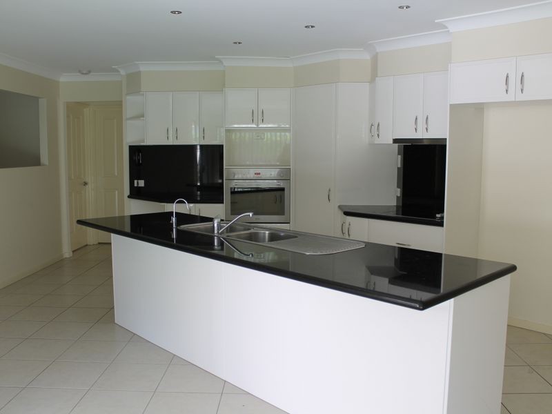 3 Treeline Circuit, Upper Coomera QLD 4209