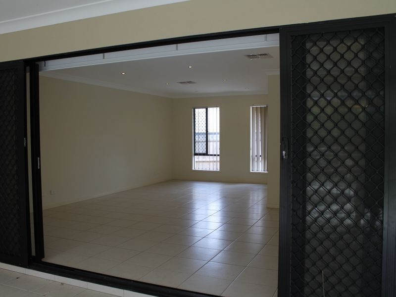 3 Treeline Circuit, Upper Coomera QLD 4209