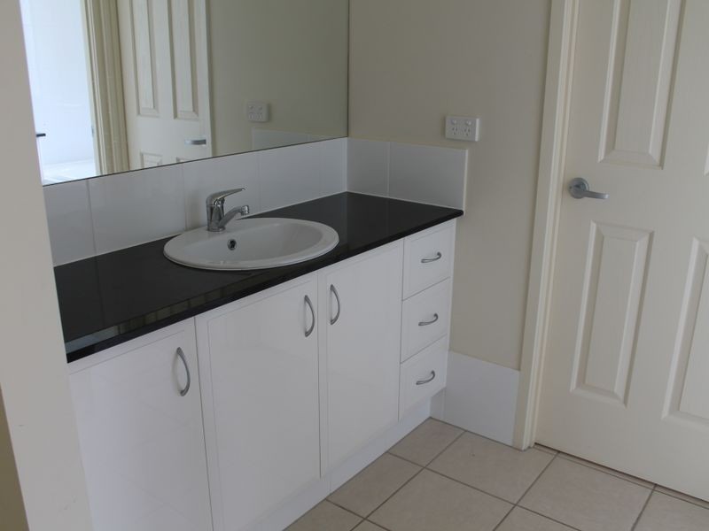3 Treeline Circuit, Upper Coomera QLD 4209