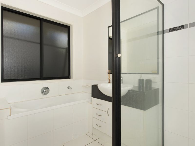 14 Amaray Drive, Upper Coomera QLD 4209