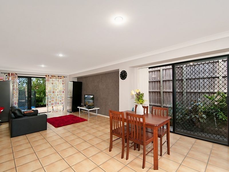 23/1 Secondary Street, Upper Coomera QLD 4209