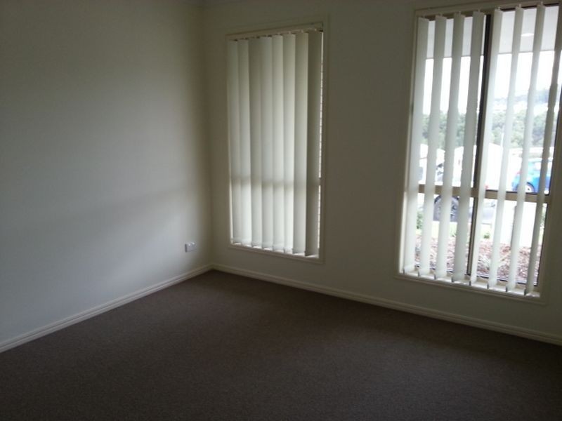 58 Damien Leeding Way, Upper Coomera QLD 4209