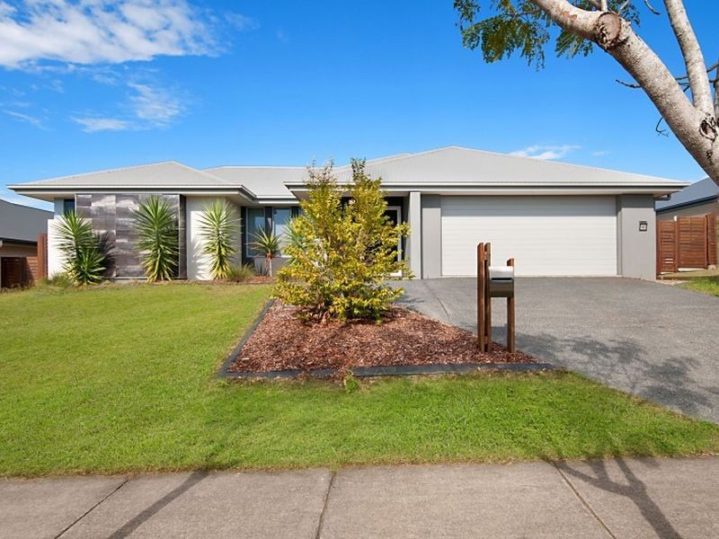 13 Daintree Drive, Coomera QLD 4209