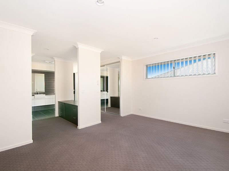 13 Daintree Drive, Coomera QLD 4209