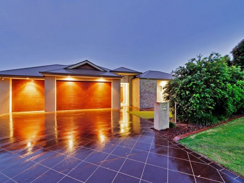7 Freya Circuit, Coomera Waters QLD 4209