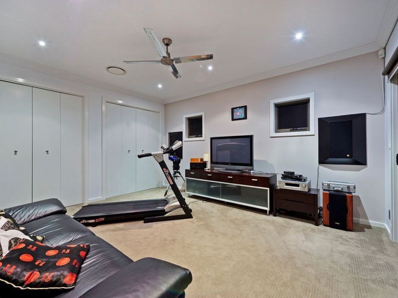 7 Freya Circuit, Coomera Waters QLD 4209