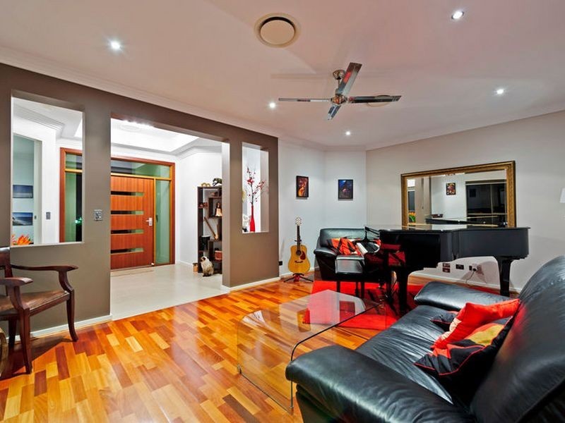 7 Freya Circuit, Coomera Waters QLD 4209