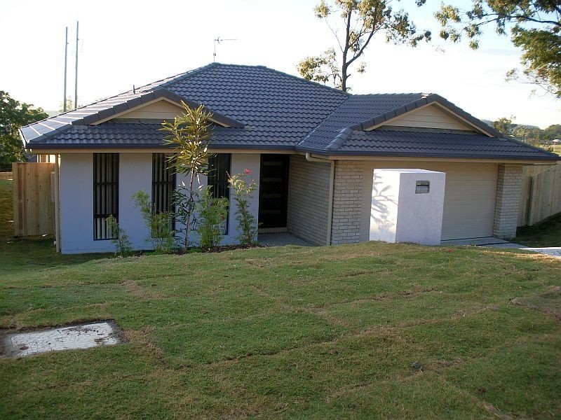 12 Manassa Street, Upper Coomera QLD 4209