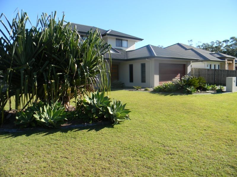 2 Elusive Road, Coomera Waters QLD 4209