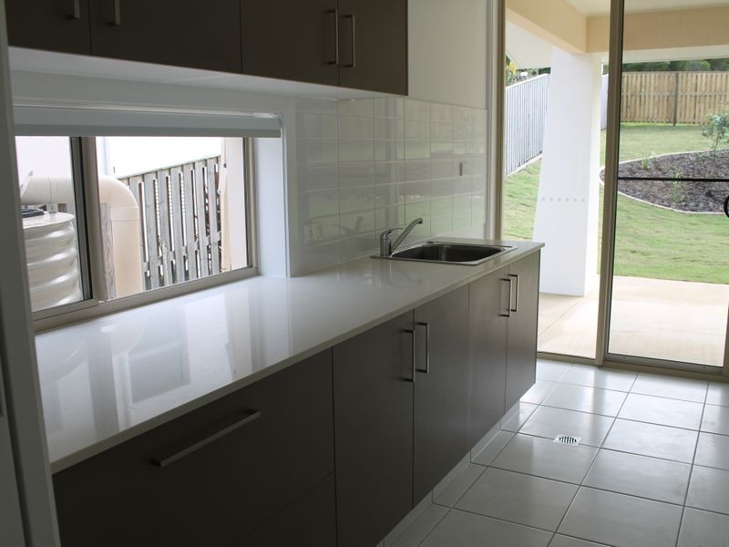 10 Benecia Avenue, Coomera Waters QLD 4209