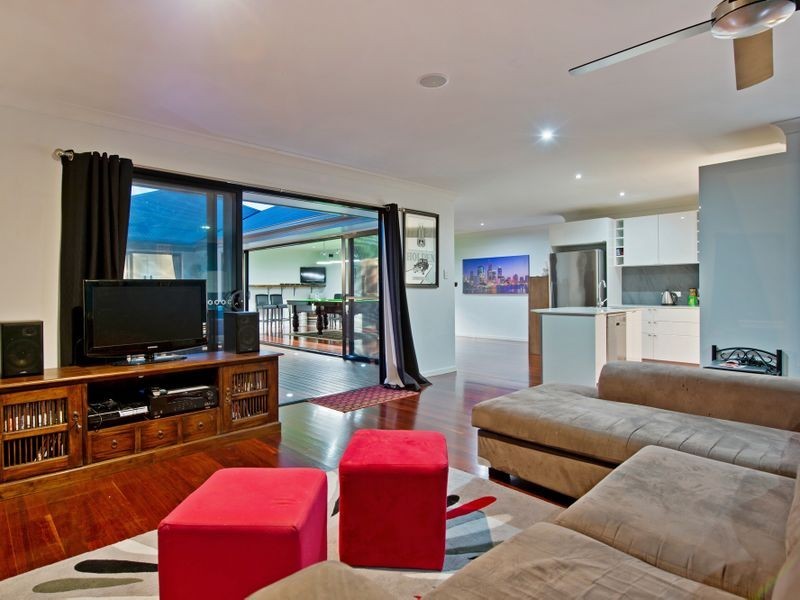 10 Infinity Court, Coomera Waters QLD 4209