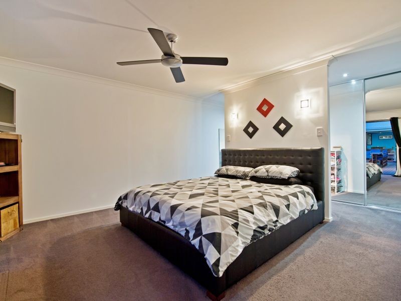 10 Infinity Court, Coomera Waters QLD 4209