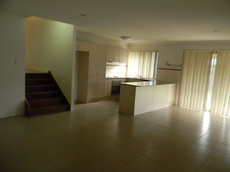 2 Hart Street, Upper Coomera QLD 4209