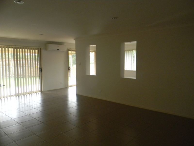 2 Hart Street, Upper Coomera QLD 4209