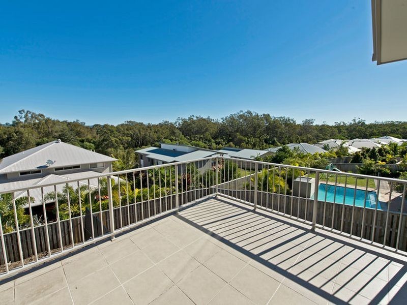 8 Berrimilla Lane, Coomera Waters QLD 4209