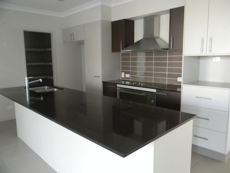 14 Daintree Drive, Coomera QLD 4209