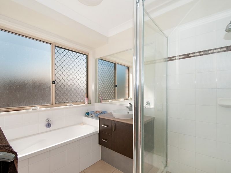 26 Shawnee Crescent, Pimpama QLD 4209
