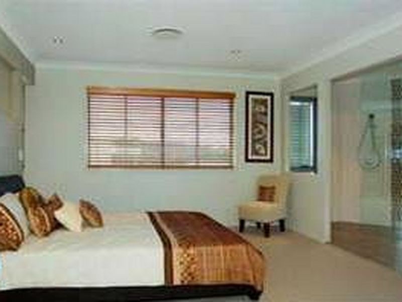 20 Rainlily Cres, Upper Coomera QLD 4209