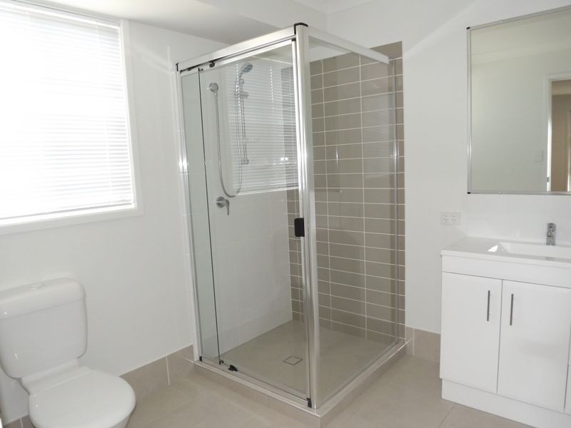 44 Lysterfield Rise, Upper Coomera QLD 4209