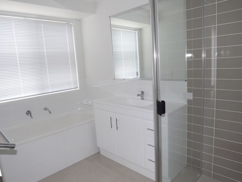 44 Lysterfield Rise, Upper Coomera QLD 4209