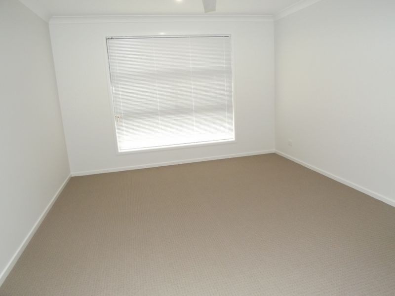 44 Lysterfield Rise, Upper Coomera QLD 4209