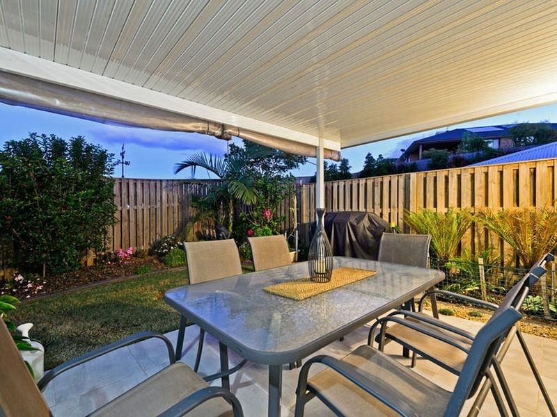 1/64 McAuley Parade, Pacific Pines QLD 4211