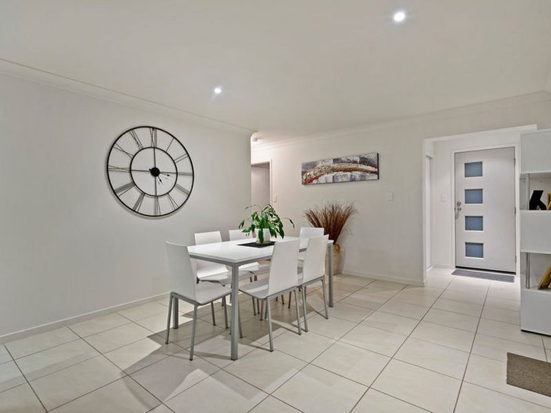 1/64 McAuley Parade, Pacific Pines QLD 4211