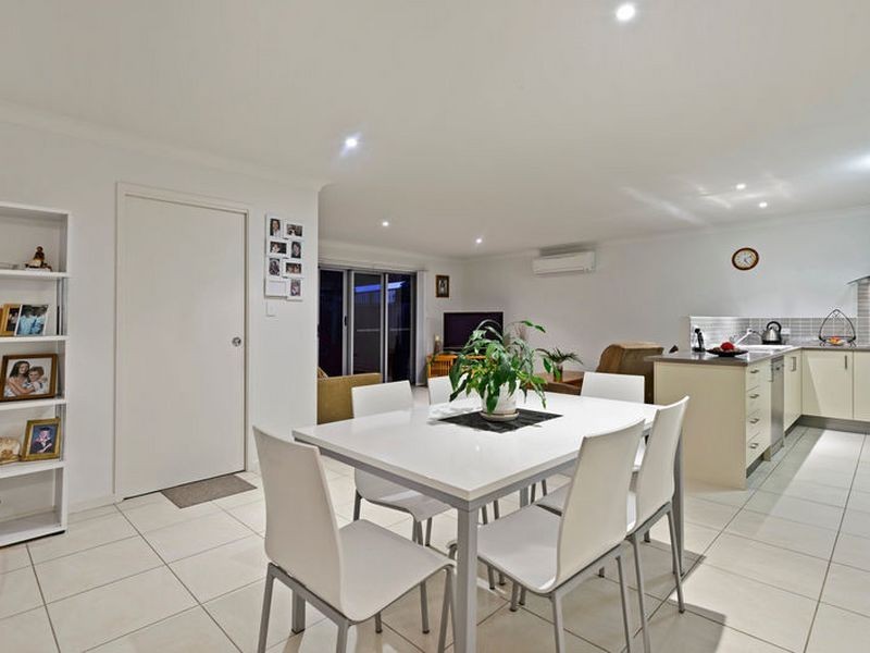 1/64 McAuley Parade, Pacific Pines QLD 4211