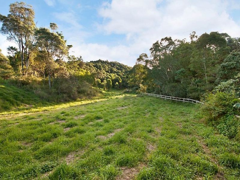 11 Piggotts Road, Guanaba QLD 4210