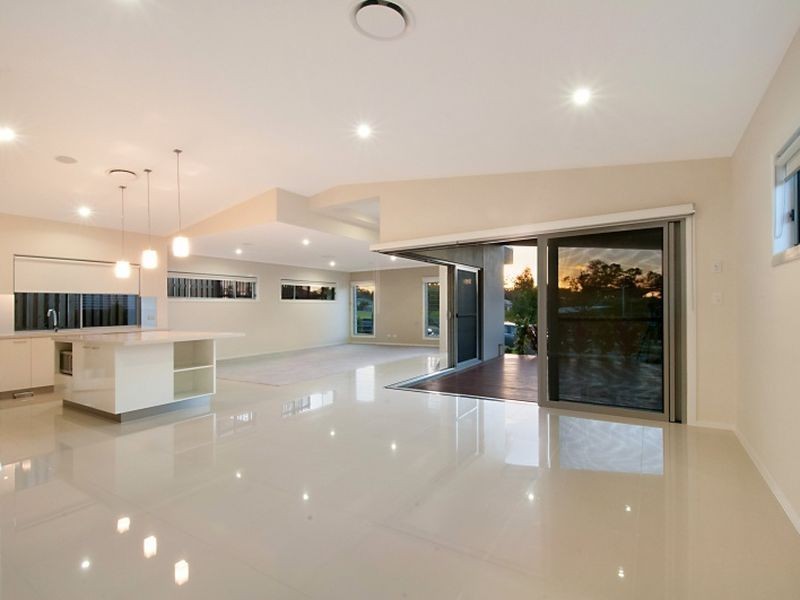6 Halifax Circuit, Pimpama QLD 4209