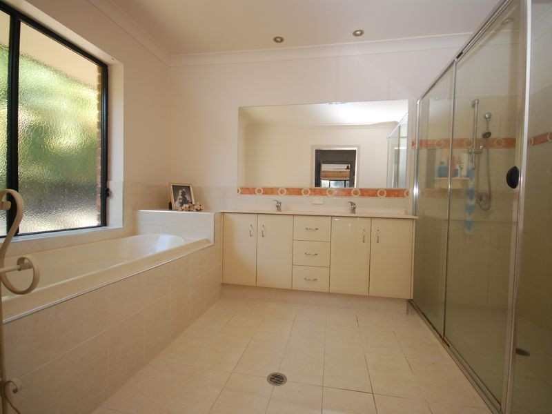 14 Mulwala Street, Maudsland QLD 4210