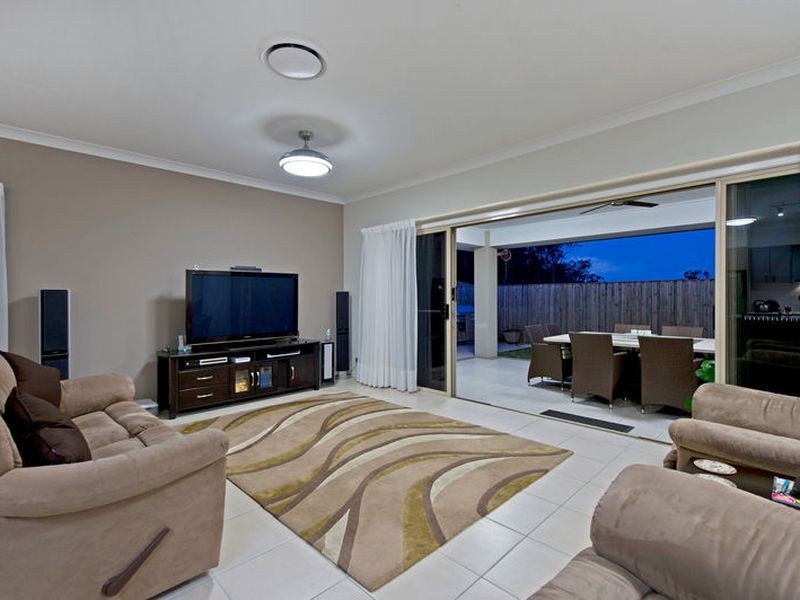 17 Major Mitchell Drive, Upper Coomera QLD 4209