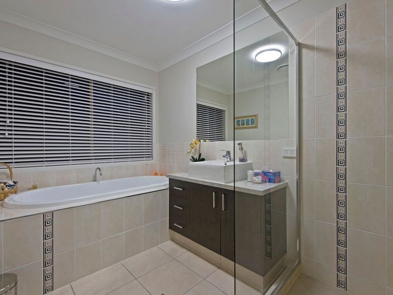 17 Major Mitchell Drive, Upper Coomera QLD 4209
