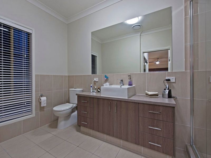 17 Major Mitchell Drive, Upper Coomera QLD 4209