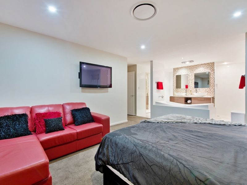 12 Eolo Lane, Coomera Waters QLD 4209