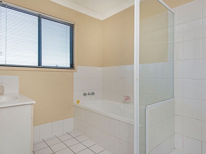 10/1 Koala Town Road, Upper Coomera QLD 4209