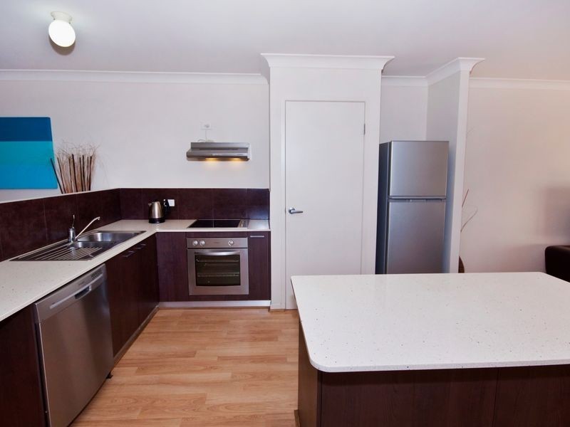 2/39 Blossom Street, Pimpama QLD 4209