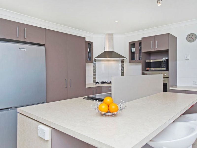 1 Southern Lights Drive, Pimpama QLD 4209