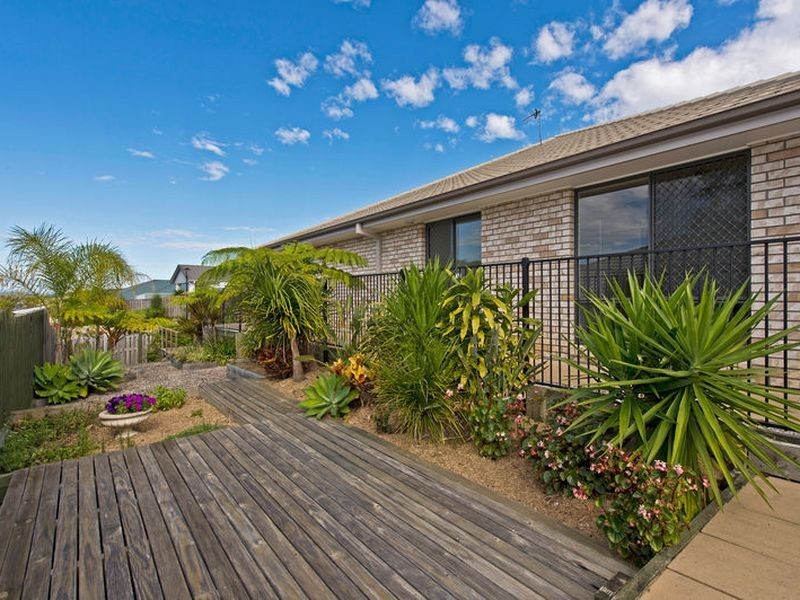 1 Southern Lights Drive, Pimpama QLD 4209