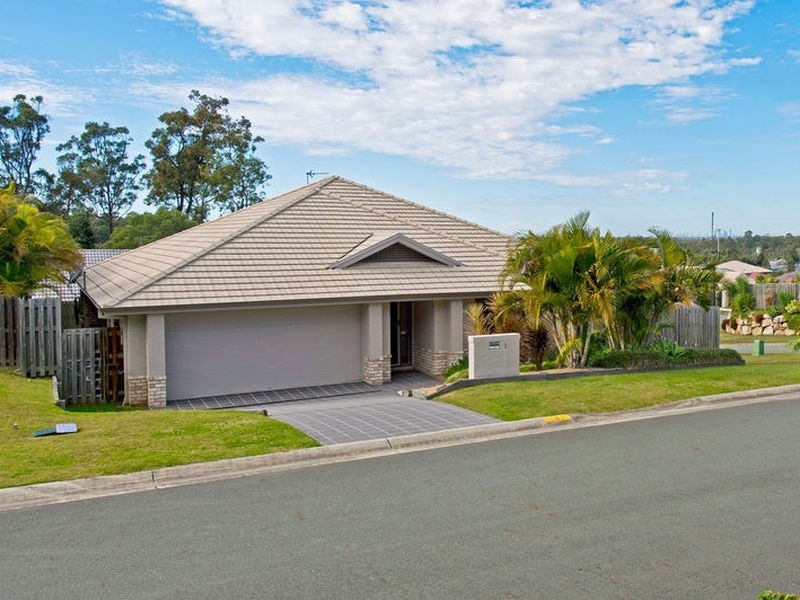 1 Southern Lights Drive, Pimpama QLD 4209
