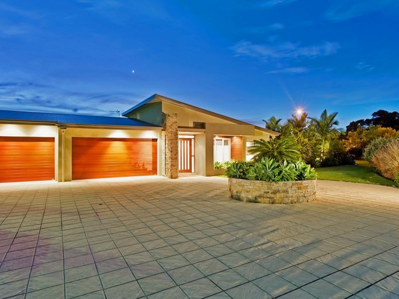 15 Meadow Court, Maudsland QLD 4210
