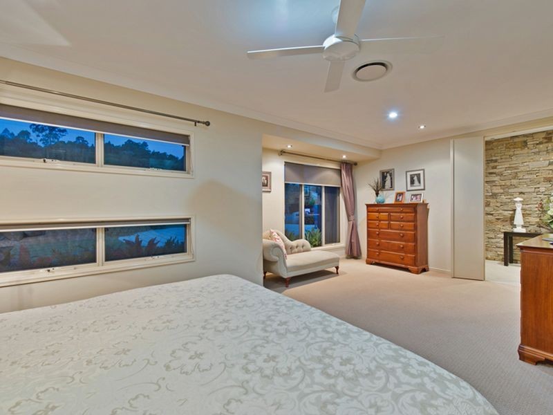 15 Meadow Court, Maudsland QLD 4210