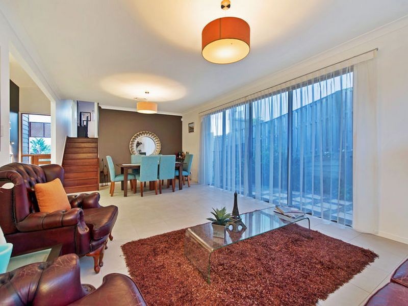 13 Rainlily Crescent, Upper Coomera QLD 4209