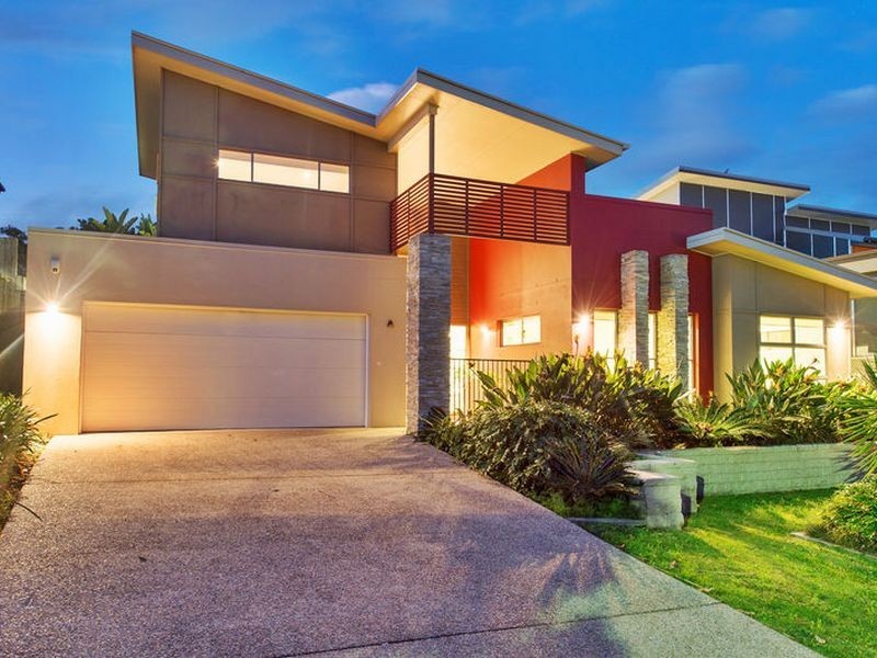 13 Rainlily Crescent, Upper Coomera QLD 4209