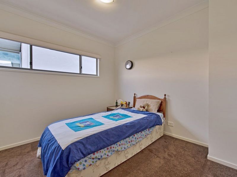 13 Rainlily Crescent, Upper Coomera QLD 4209