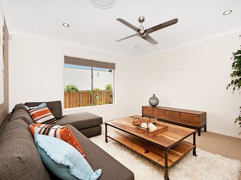 8 Valleybrook Rise, Upper Coomera QLD 4209