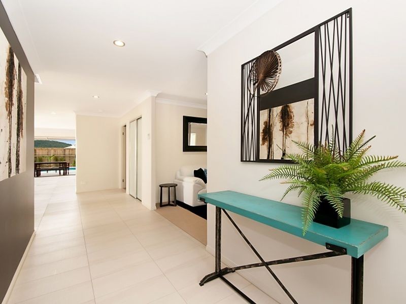 8 Valleybrook Rise, Upper Coomera QLD 4209