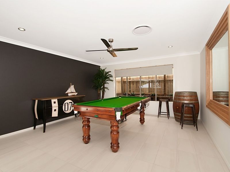 8 Valleybrook Rise, Upper Coomera QLD 4209