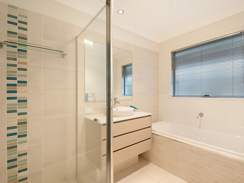 8 Valleybrook Rise, Upper Coomera QLD 4209